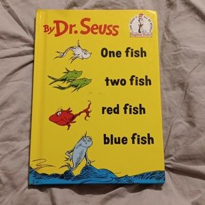 Dr. Seuss Book 1 fish, 2 fish, red fish, 🐟
